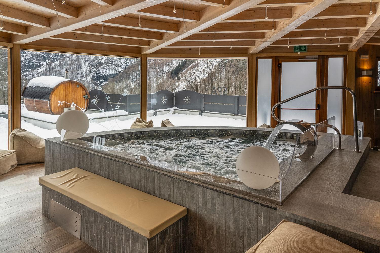 Alps Oriental Wellness Hotel 坎波多尔奇诺 外观 照片