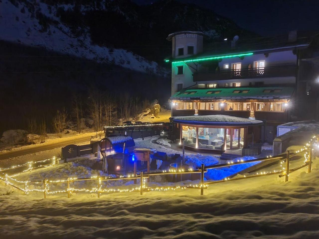 Alps Oriental Wellness Hotel 坎波多尔奇诺 外观 照片