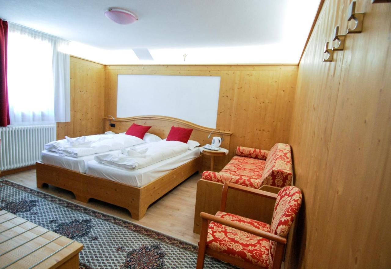 Alps Oriental Wellness Hotel 坎波多尔奇诺 外观 照片